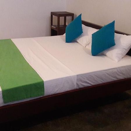 City Beds - The Regent Коломбо Екстер'єр фото